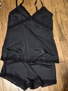 Black Lace-Trim Camisole & Short Sleep Set - Women Intimates - 2X Fits Like XL